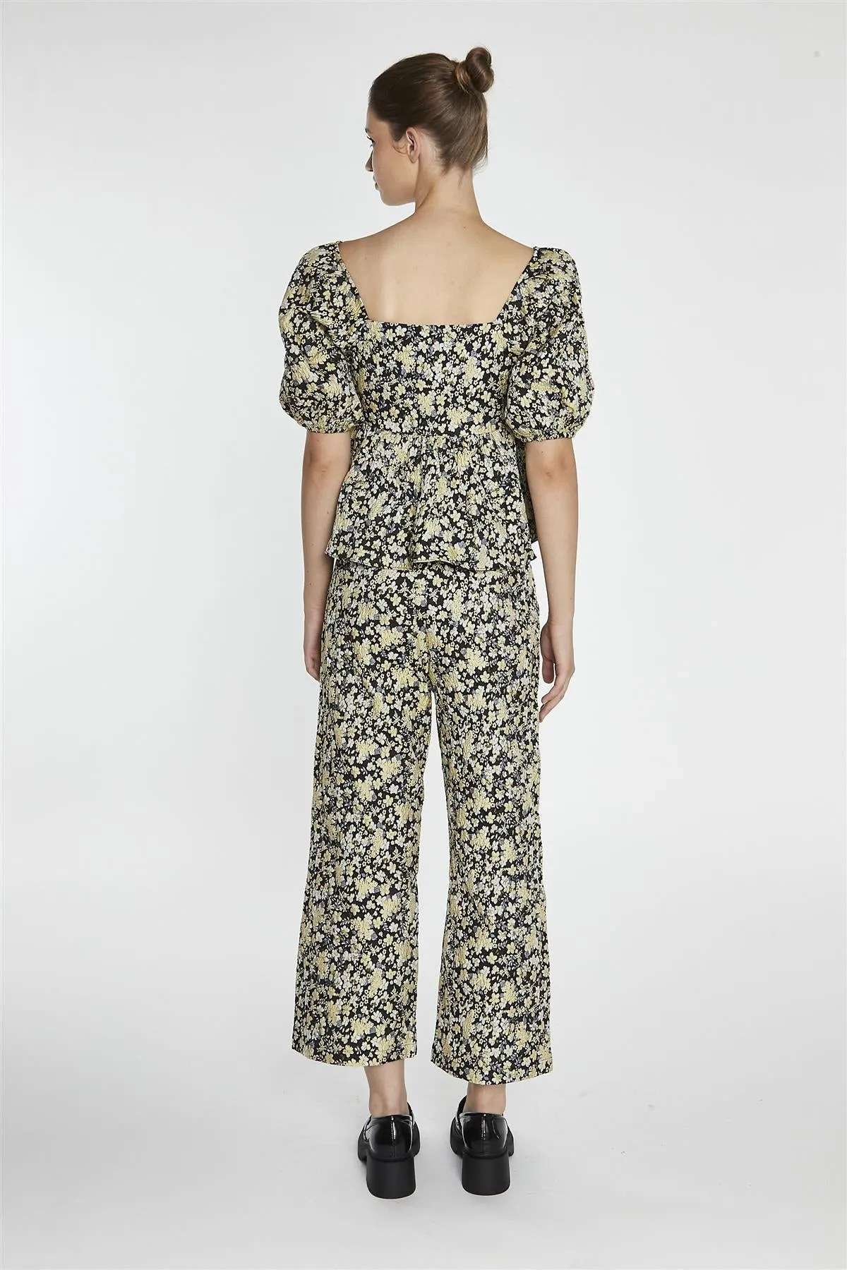 Black-Yellow Brocade Cropped Wide-Leg-Trousers