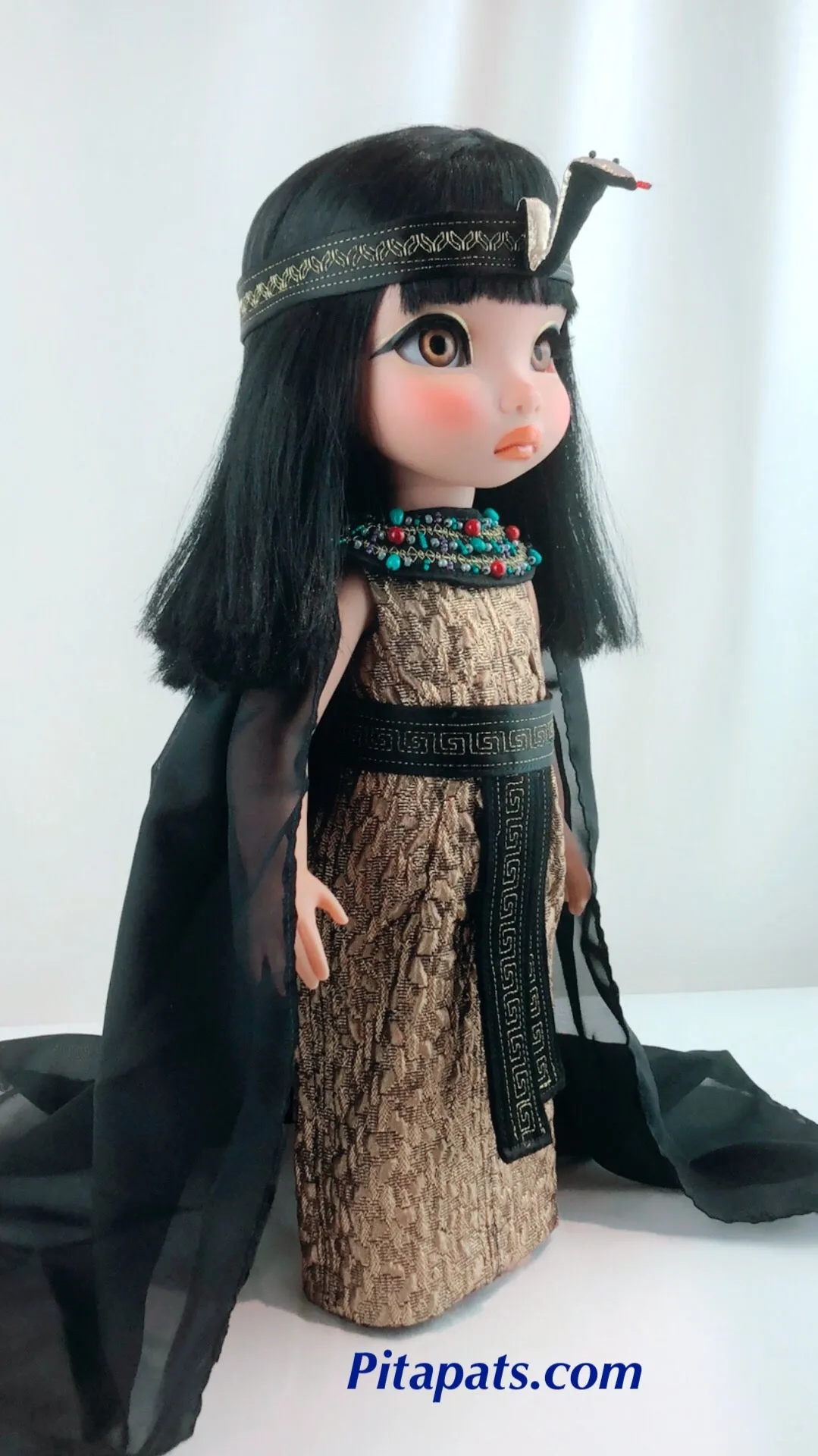 Custom Disney Animator Doll Pocahontas - Cleopatra