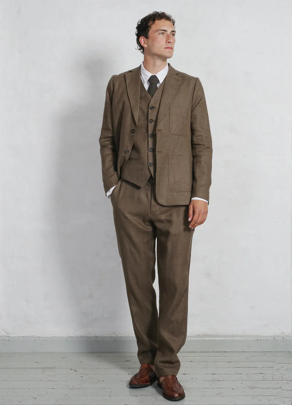 FINN | Regular Fit Trousers | Khaki Linen