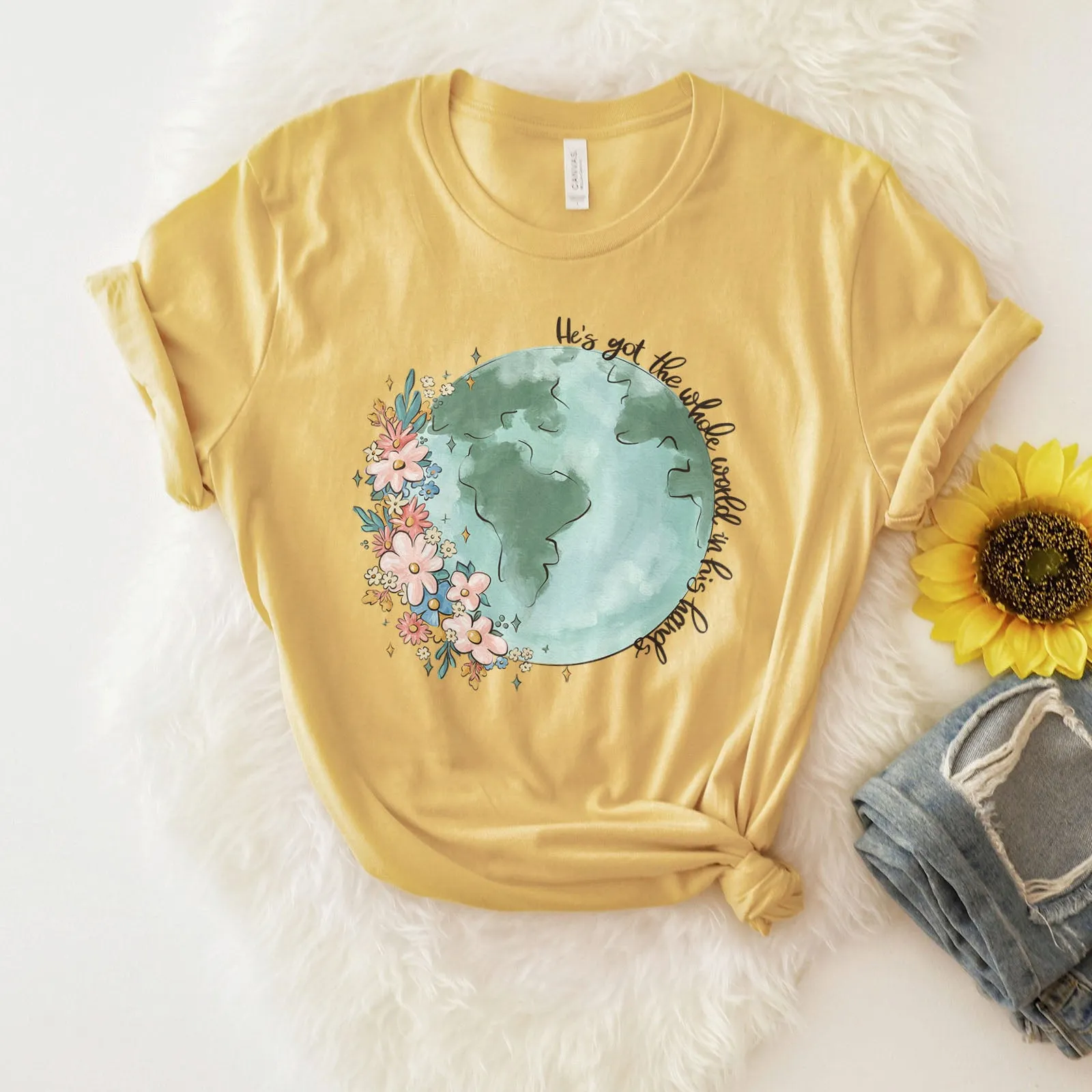 He's got the whole world in His hands Tee