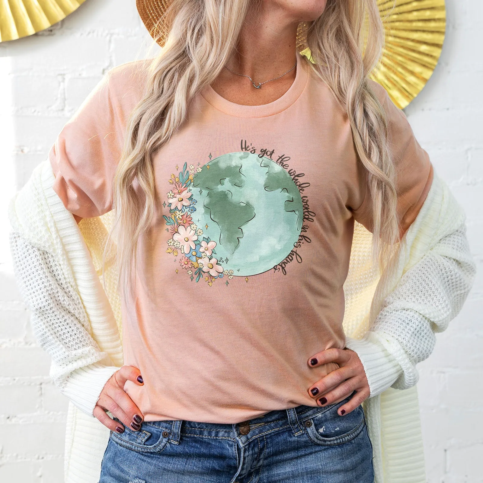 He's got the whole world in His hands Tee