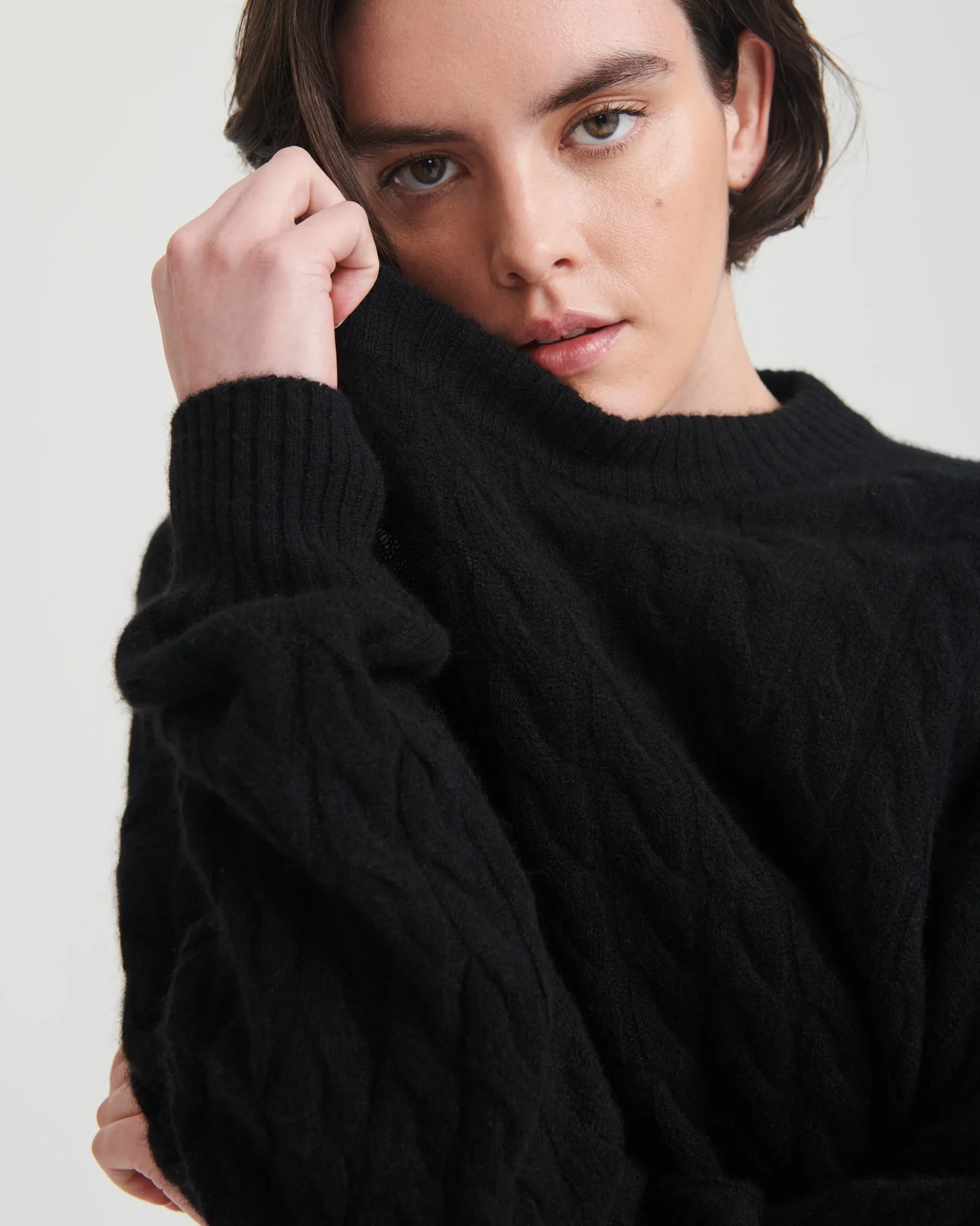 Lightweight Cashmere Cable Knit Oversized Crewneck