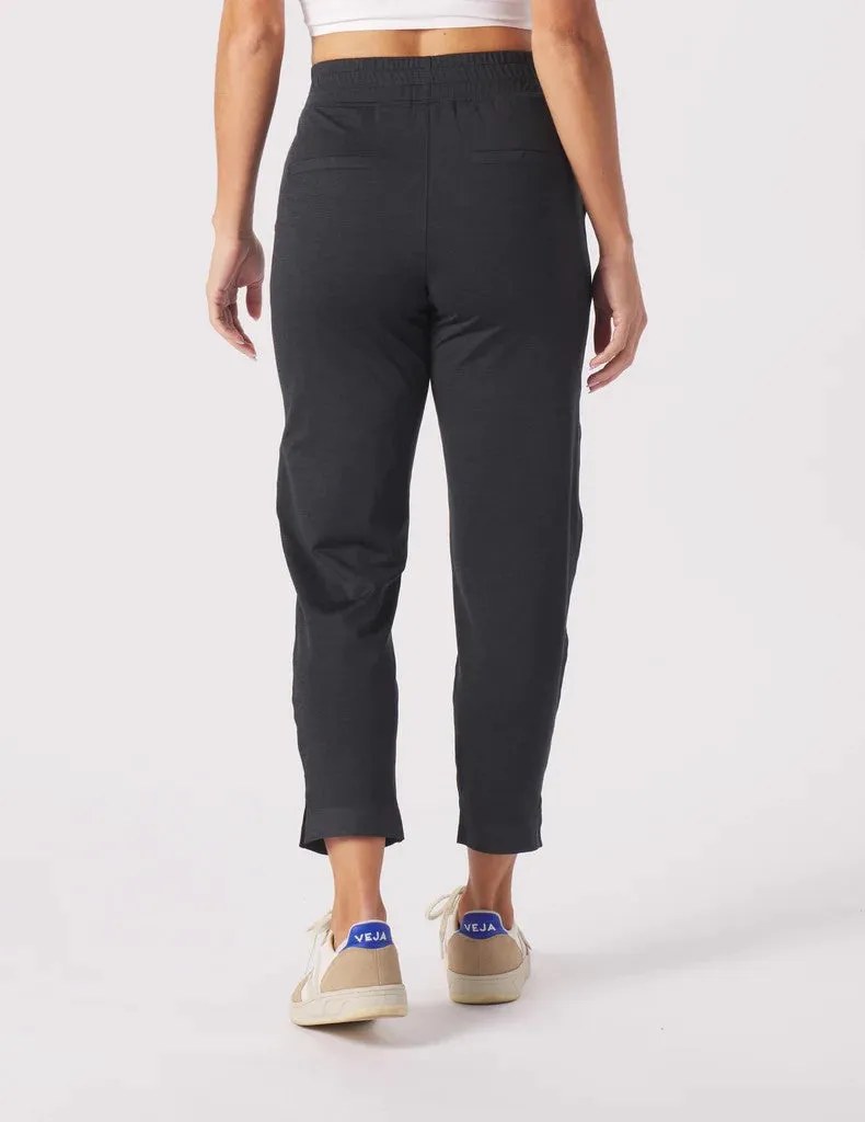 On The Go Ankle Pants - Black *Restocks in September