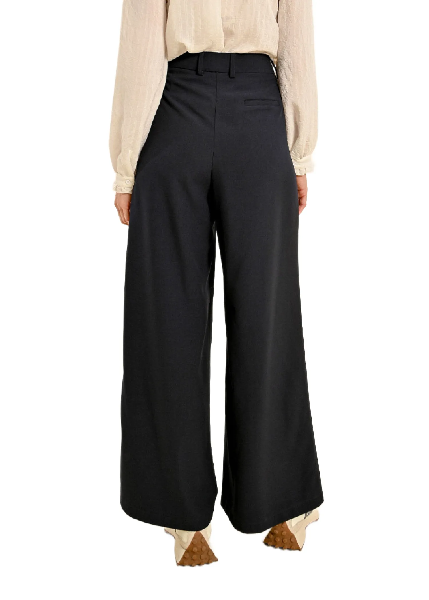 WIDE-LEG TROUSERS